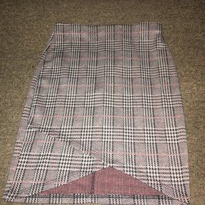 Mid-Thigh Plaid Mini Skirt